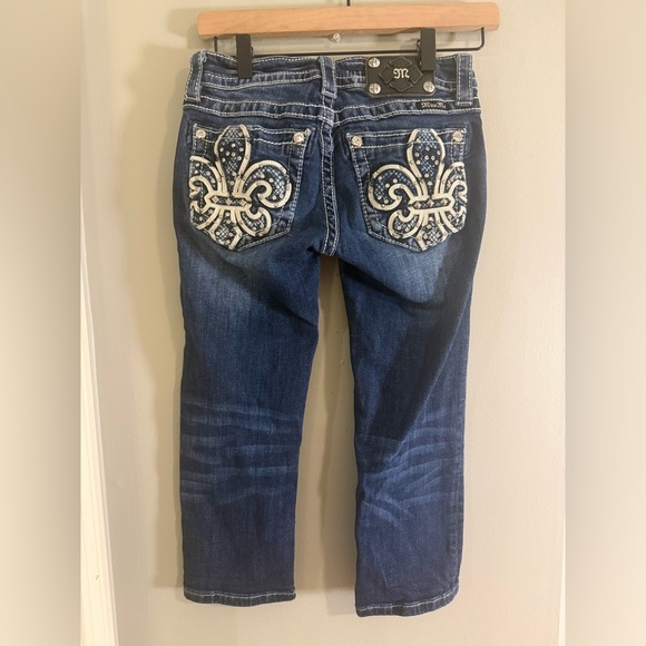 Miss Me  Jeans Size 25 Rhinestone Fleur-de-Lis - Picture 9 of 11